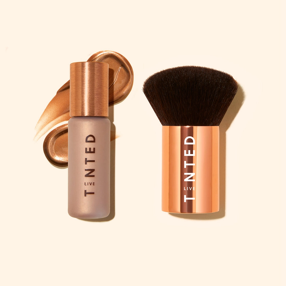 HUEGLOW drops with the Kabuki brush